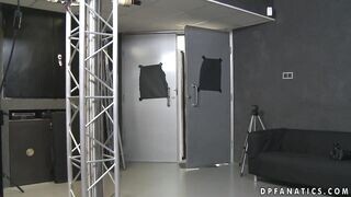 Lucy Belle a castingon kettő rúdat kap