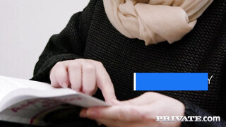 Brittany Bardot egy zsenge fiú keféli popsiba