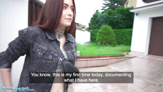 Public Agent - Tabitha Poison a tetkós zsenge lyuk