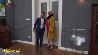 Mature.nl - Korosodó asszony segglyukba kefélve