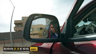 Brazzers - Kendra Lust kedveli a gigászi pélót