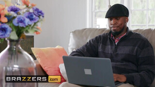 Brazzers - Ember Snow és a néger örömrúd