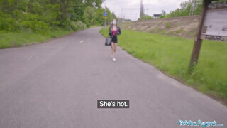 Public Agent - Mia Rose a méretes didkós fiatal csajszika