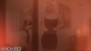 Wicked - Katy Jayne a szőrös cunis milf