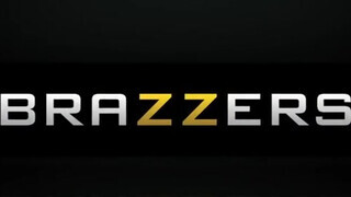 Katrina Jade kettő faszival kufircol - Brazzers