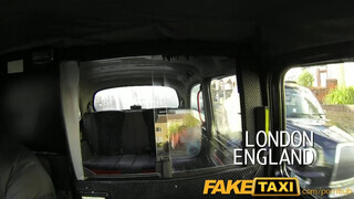 FakeTaxi - tini maca cidázza az koros taxist