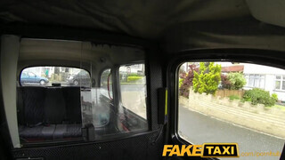 FakeTaxi - egy szívdöglesztő irodista gádzsi