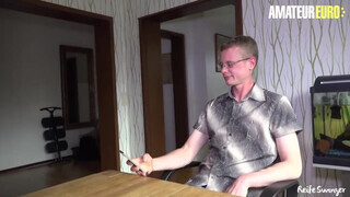 REIFESWINGER - Német milf tinédzser csávóval dug