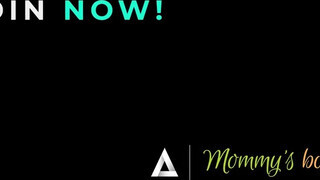 MOMMY'S BOY - Sophia West a kívánatos világos szőke milf