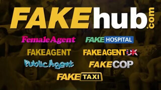 Public Agent - Néger hajú pici didkós tinédzser szuka