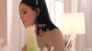 Honey Demon az igazán kívánatos anyuci