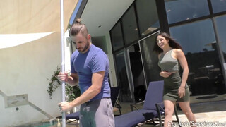 Abella Danger a palija előtt szexel