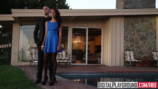 DigitalPlayground - Janice Griffith a felizgult latina pipi
