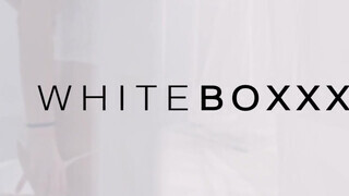 WHITEBOXXX - Francys Belle a termetes cickós csajszi
