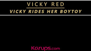 Vicky Red tini pasassal kúr