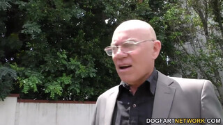 Sindee Dix az óriás keblű háziasszony