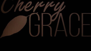 Cherry Grace hajnali kupakolása