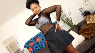 Buborék fenék néger nőci megkúrelva casting forgatás ügynök által hamis fotózáson