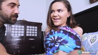 Naudi Nala vadul cumizza és lovagolja a gigantikus falloszt