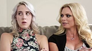 Briana Banks beavassa Cadence Luxot és Vega Vixent a tiltott ösztönökbe