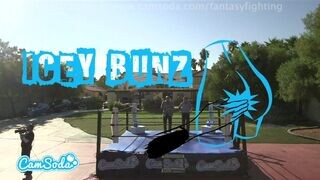 Forró fantasy harc méretes didkós fiatal bombázókkal