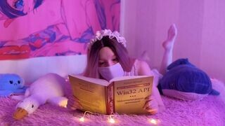 Apró zsenge gádzsit teleélvezik a tökéletes seggén